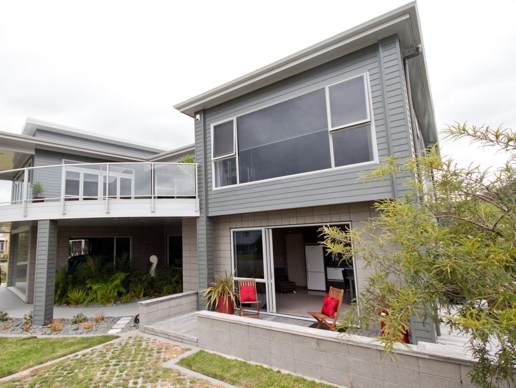 Bay Breeze Accommodation Cooks Beach Exterior photo